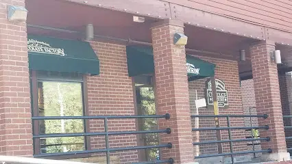 Dolly's Coffee & Confections
